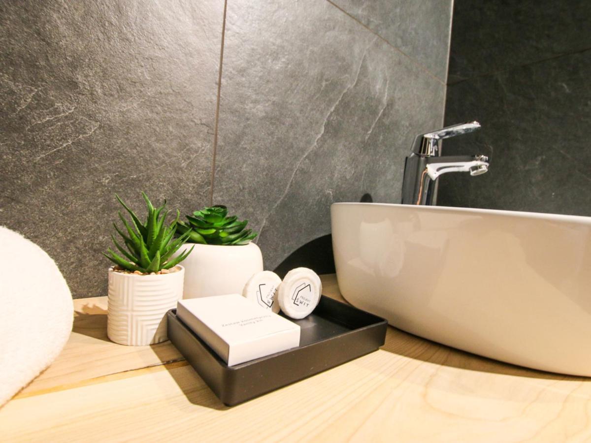 Projekt Swit - Domki Z Prywatna Jacuzzi I Sauna Живец Экстерьер фото