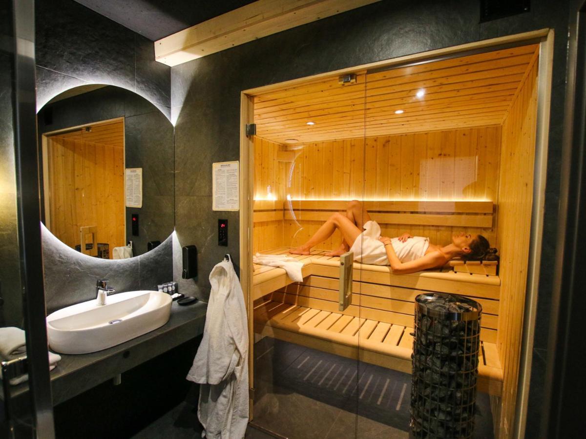 Projekt Swit - Domki Z Prywatna Jacuzzi I Sauna Живец Экстерьер фото